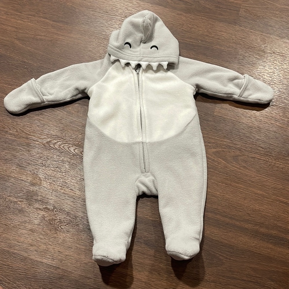 Old Navy snow outfit-3-6M